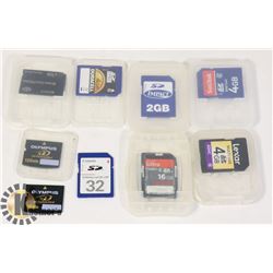 BAG W/ 9 MEMORY CARDS INCL. 16 MB,