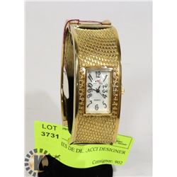 NEW LADIES DE DENACCI DESIGNER FASHION