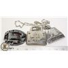 Image 1 : ASSORTMENT OF BELT BUCKLES