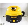 Image 1 : DE WALT DC 500 SHOP VACUUM