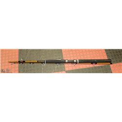 SHAKESPEARE "UGLY STIK" 7' TIGER ROD