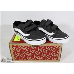 NEW VANS - OLD SKOOL V SIZE 8 TODDLER