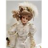 Image 3 : 24" FRANKLIN MINT DOLL "GWENDOLYN" $425 RETAIL