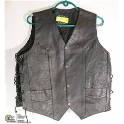 SOFARI COLLECTIONS LEATHER VEST - SIZE 42 -