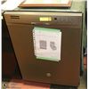 Image 1 : GREY GE 24" TALL S/S TUB DISHWASHER