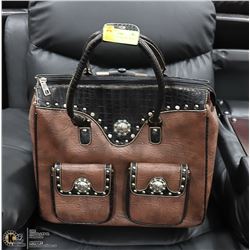 WESTERN STYLE ROLLING TRAVEL BAG