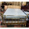 Image 1 : QUEEN SIZE BRASS BED FRAME