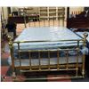 Image 2 : QUEEN SIZE BRASS BED FRAME