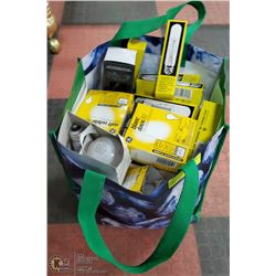 LARGE BAG OF VARIOUS LIGHT BULBS