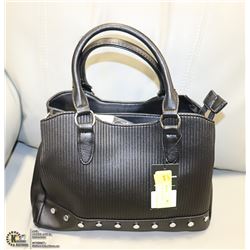 NEW LUXANNE BLACK PURSE