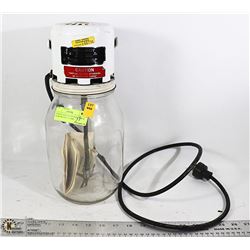 VINTAGE GEN-DANDY ELECTRIC 4 QUART BUTTER CHURN