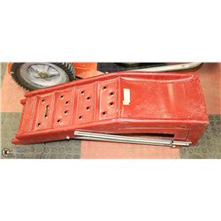 CAR WHEEL RAMP ONE SET (TWO RAMPS) 12" HIGH, RED
