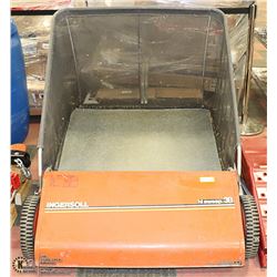 INGERSOLL LAWN HI SWEEP 38" WIDE