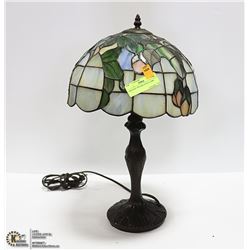 VINTAGE TIFFANY STYLE LAMP