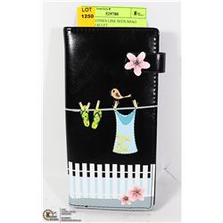 NEW CLOTHES LINE SEEN SHAG WEAR WALLET