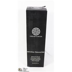 FOREVER FLAWLESS WHITE DIAMOND CLEANSING COMPLEX