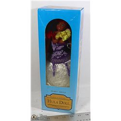 MUSICAL HULA DOLL IN BOX