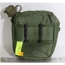 US MILITARY CANTEEN IN A CAMO CASE