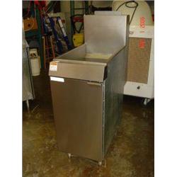 Vulcan Model EF3 Gas Fryer w/ 4 baskets