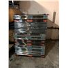 Image 4 : ALL EMPTY PALLETS IN BUILDING