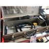 Image 1 : BLACK & DECKER RECIPROCATING SAW