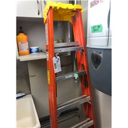 ORANGE WERNER 6' LADDER