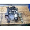 Image 2 : Pneumatic Filter/Directional Control Unit