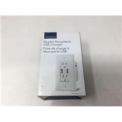 Insignia Duplex Receptacle USB Charger