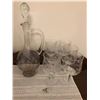 Image 2 : Glass decanter and 6 wine glasses
