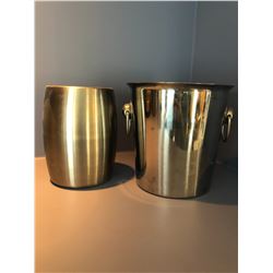 2 Wine Buckets