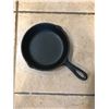 Image 1 : Cast iron pan