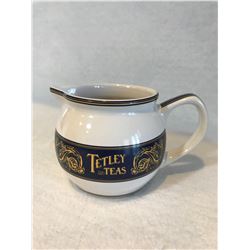 Tea pot