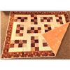 Image 1 : Floating 8's Quilt