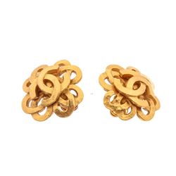 Chanel Vintage Gold Interwoven Clover CC Logo Clip On Earrings