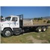 Image 2 : 1985 INTERNATIONAL 52300 FLATBED  578,548 KMS (LAST CERT MAY 2012) - VIN #1HSZEKBRXFHB25852