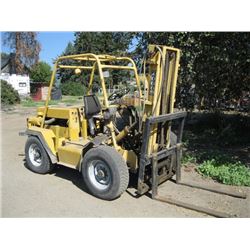 YELLOW 2 WHEEL DRIVE FORKLIFT (RUNNING)