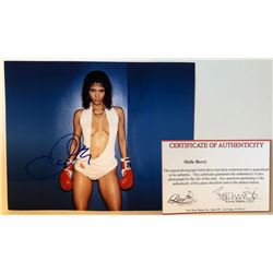HALLE BERRY SIGNED 8X10 PHOTO 'DIE ANOTHER DAY, CATWOMAN, JOHN WICK 3' COA