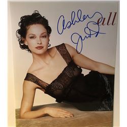 ASHLEY JUDD SIGNED 8X10 PHOTO