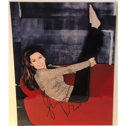 SHANIA TWAIN SIGNED 8X10 PHOTO