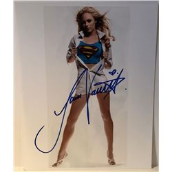 LAURA VANDERVOORT as SUPERGIRL SIGNED 8X10 PHOTO 'SMALLVILLE'