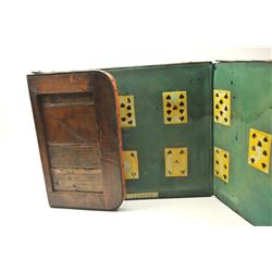Three-piece folding layout in Spades for playing Faro, the Old West’s favorite casino game. Fortu
