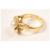 Image 3 : One free form carved ring in 14 k yellow gold  set with a beautiful round pearl  Est:$150-300