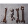 Image 2 : 4 Vintage Wrenches