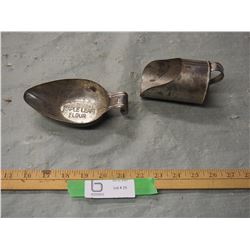 Vintage Flour Scoops (1 Maple Leaf Flour)