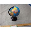 Image 3 : Miniature World Globe