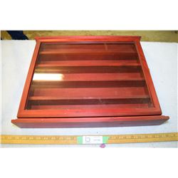 Display Box 20 by 16.5"