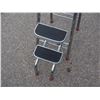 Image 4 : Vintage High Chair