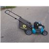 Image 5 : Yardworks Briggs and Stratton 675 Series Lawnmower (Used Very Little)