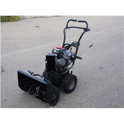 Briggs and Stratton 900 Snow Series Snow Blower 205 CC (Used Very Little)