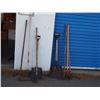 Image 1 : 2X THE MONEY - Garden Tools, Shovels, Rakes, Hoes and Hand Tiller